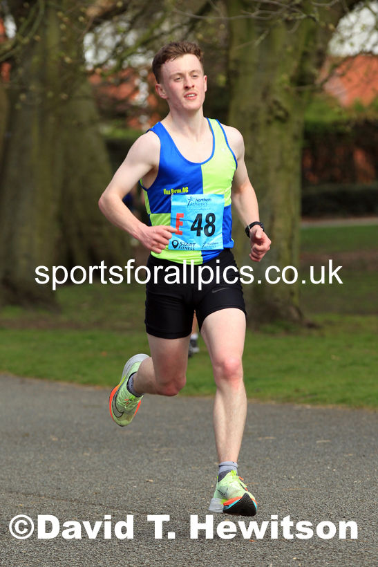 Senior Mens Northern 12 Stage Road Relay, 2022 Northern 12 and 6 Stage Road Relays,  Birkenhead Park, Birkenhead, Wirral.  Photo: David T. Hewitson/Sports for All Pics